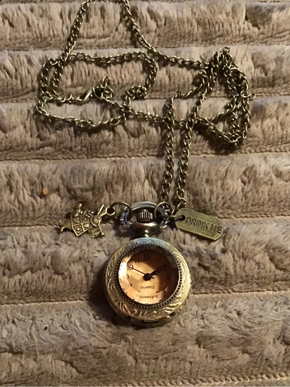 Vintage-Style Silver Pocket Watch Necklace with 'Drink Me' Charm